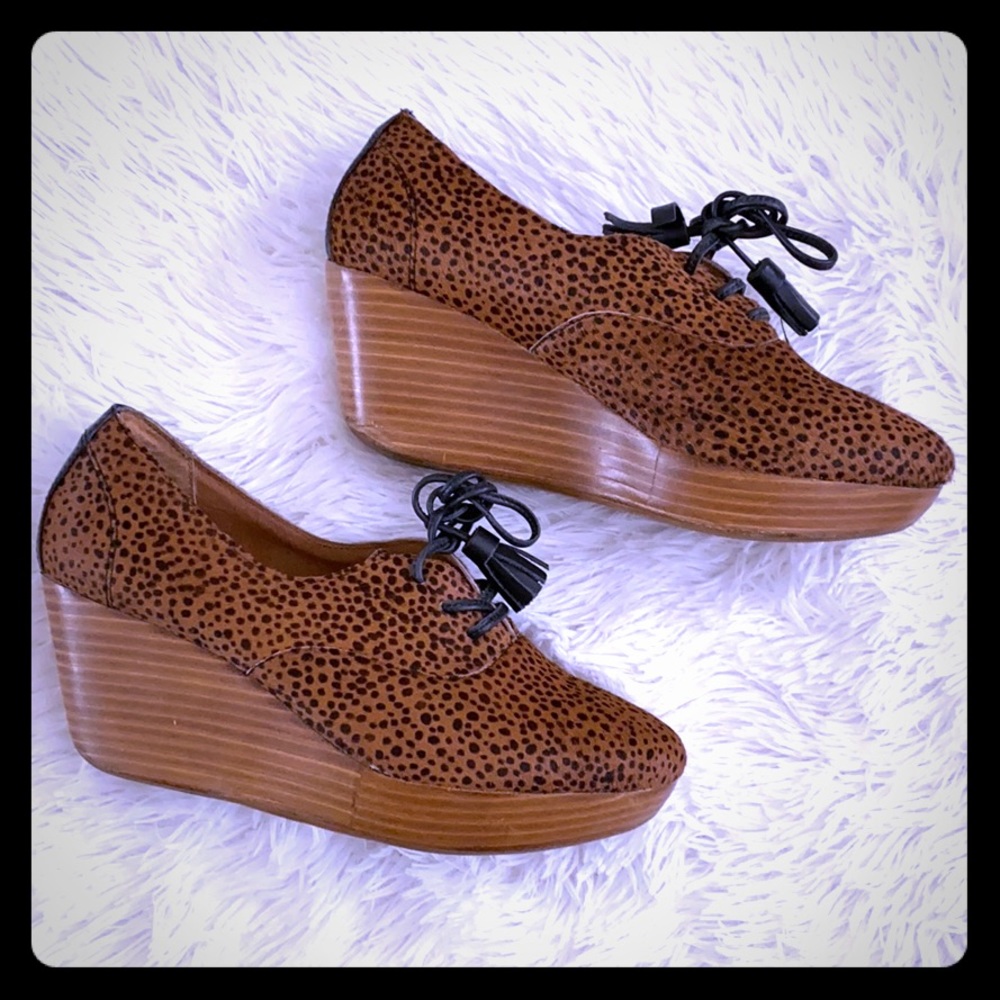 80%20 Leopard Wedges